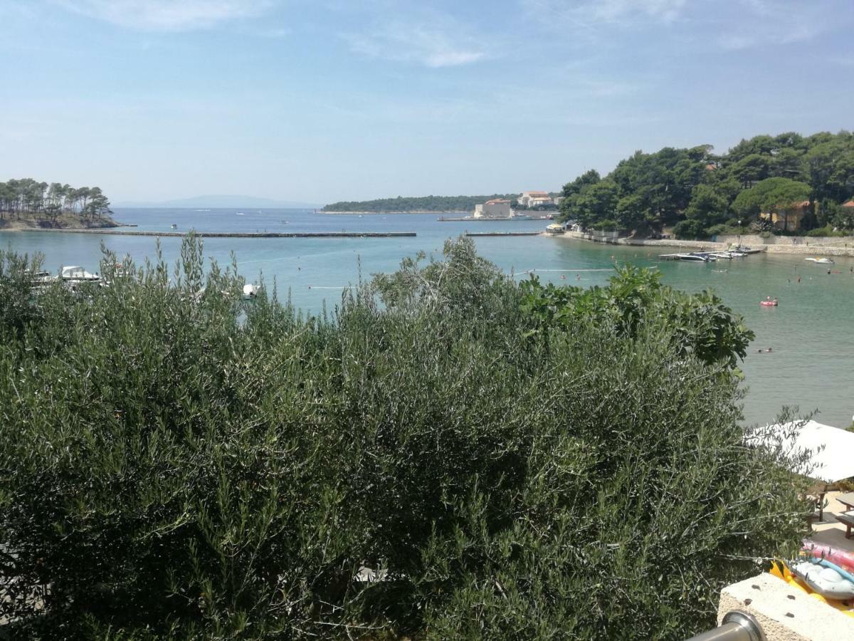 Pende Apartment Banjol Екстериор снимка
